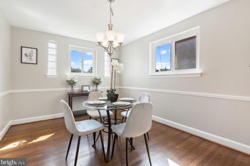 110 54th St, Washington DC 20019-6561 exterior