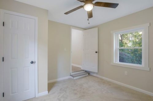 690 Dameron Cir, Atlanta GA 30311-2246 exterior