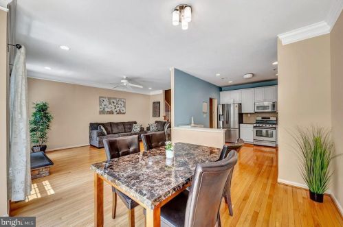 6 Caleb Ln, Princeton NJ 08540-6138 exterior