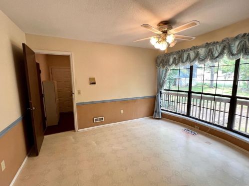 5908 Loblolly Ct, Saint Louis MO 63128-4302 exterior