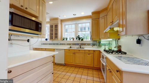 3633 Fulton St, Washington DC  20007-1452 exterior