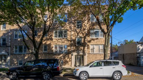 3650 Berteau Ave, Chicago IL  60618-2073 exterior