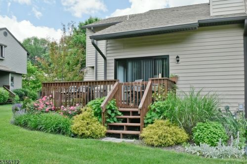 12 Oriole Ter, Fredon NJ 07860-1465 exterior