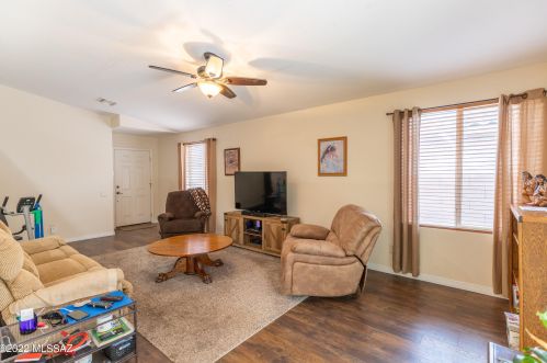 8885 Majestic Mountain Dr, Tucson AZ 85742-4503 exterior