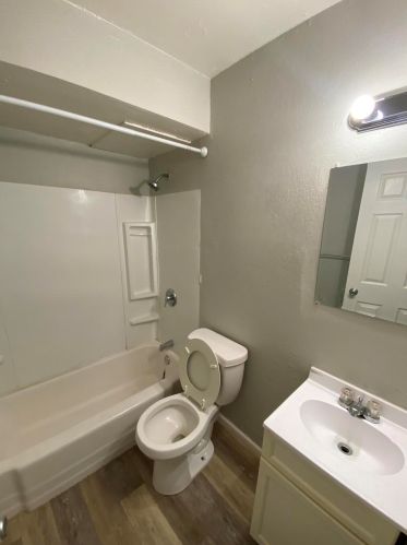 1418 Mitchell St, Milwaukee WI 53204-3242 exterior