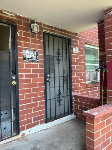 668 Cameron M Alexander Blvd, Atlanta GA 30318-6837 exterior