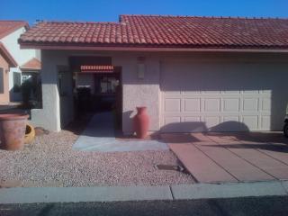 8752 Arnold Palmer Dr, Tucson, AZ 85742-9680