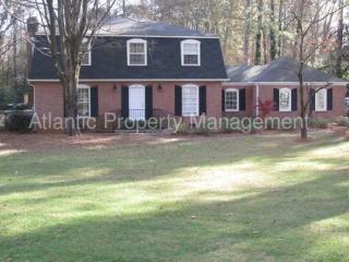 291 Dalrymple Rd, Atlanta GA  30328-1264 exterior