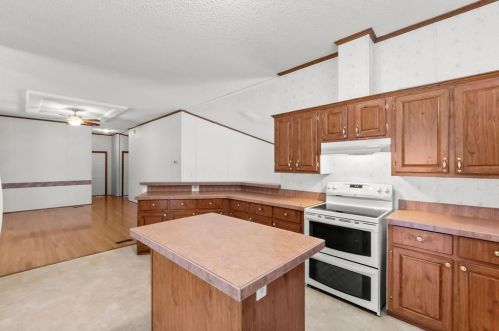 44 Ridge View Ln, Huntsville TX 77340-2558 exterior