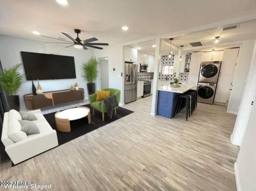 2525 Culver St, Phoenix AZ 85009-3136 exterior