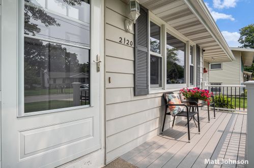 2120 Arbor Ave, Meskegon MI 49441-3604 exterior