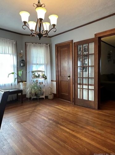 282 Linwood St, New Britain CT 06052-1951 exterior