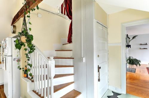 69 Arnold St, Providence RI 02906-1065 exterior