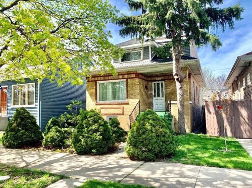 3518 Osceola Ave, Chicago, IL 60634-3323