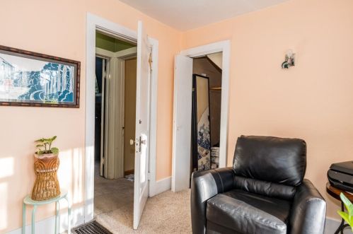 2824 Park St, Kalamazoo MI 49001-4276 exterior