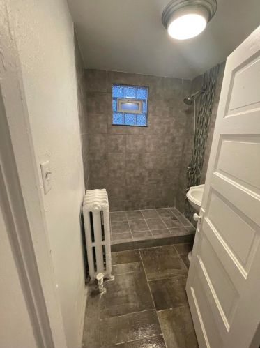 3021 12th St, Milwaukee WI  53215-3821 exterior