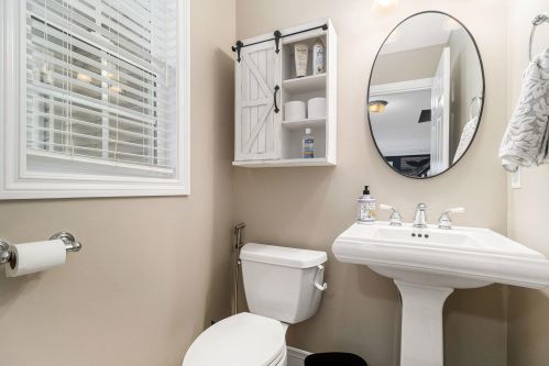 3547 Hathaway Rd, Kalamazoo MI 49009-4909 exterior