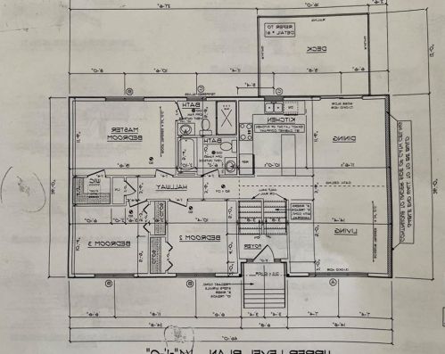 30 Newbury Ave, Woonsocket, RI 02895-5622