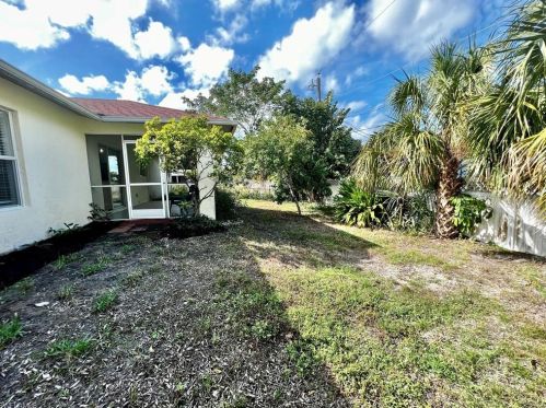 1347 Ingraham St, Naples FL 34103-3254 exterior