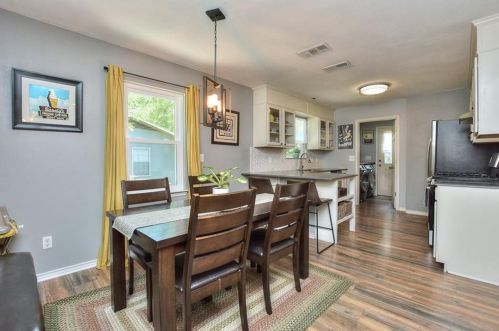 802 8th St, Georgetown TX 78626-5406 exterior