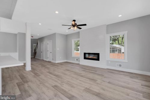 393 Hoover Ave, Berkeley Township NJ 08721-2866 exterior