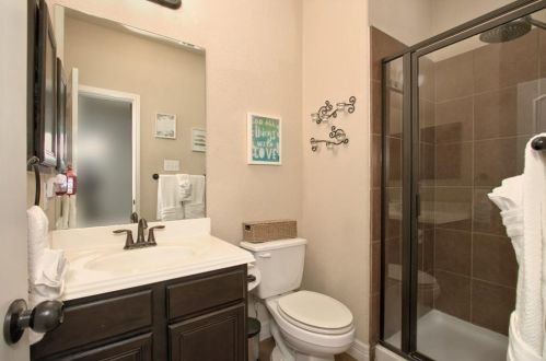 15302 Round Pond, San Antonio TX 78245 exterior