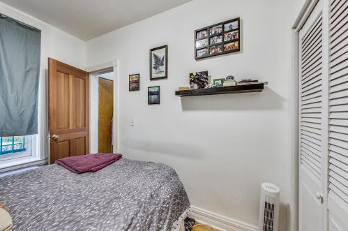 1240 Wolcott Ave, Chicago IL 60622-3883 exterior