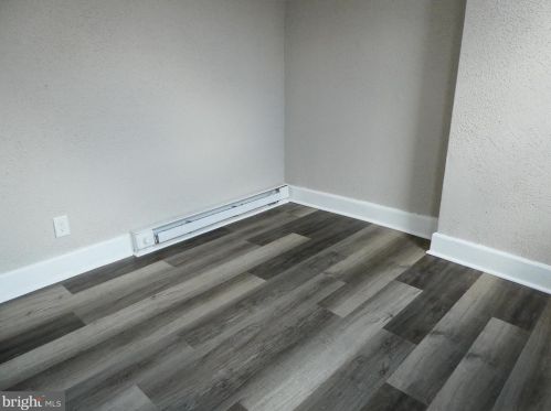 3912 Darien St, Philadelphia PA 19140-3211 exterior