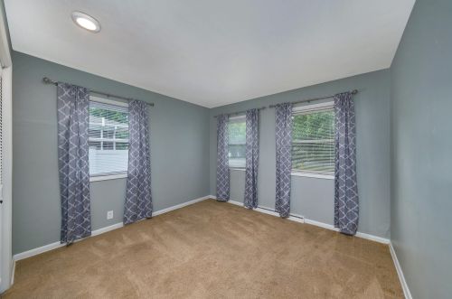 5788 Riverview Dr, Kalamazoo MI 49004-1549 exterior