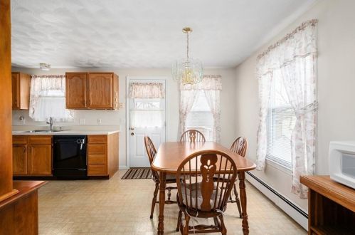 19 Virginia Ave, Woonsocket RI 02895-5630 exterior