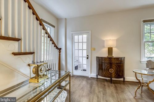 7426 Piney Branch Rd, Silver Spring MD 20901-4352 exterior