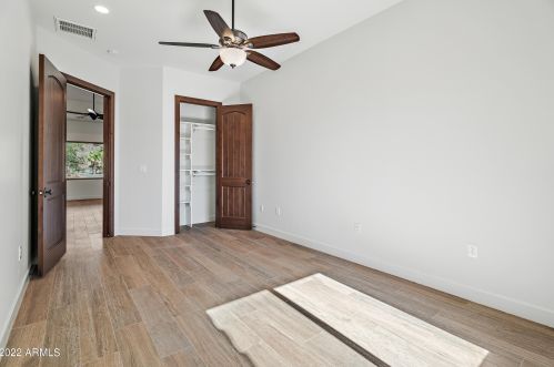 36648 27th Ave, Phoenix AZ 85086-8747 exterior