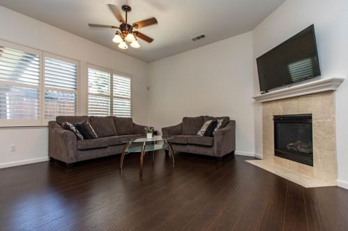 1072 Bennington Ave, Turlock CA  95382-0555 exterior