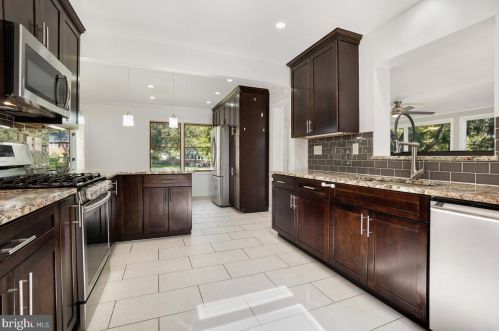 5109 Avoca Ave, Ellicott MD  21043-6614 exterior