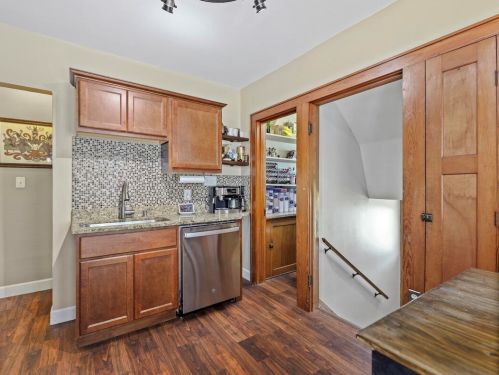 3412 8th St, Milwaukee WI 53206-0028 exterior