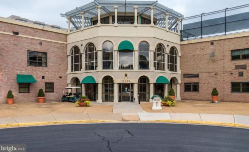 19385 Cypress Ridge Ter, Leesburg VA  20176-5162 exterior