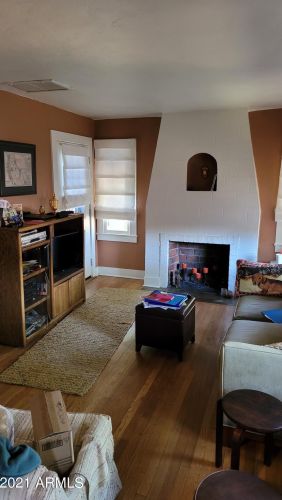 2238 11th St, Phoenix, AZ 85006-1633