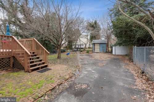 261 Crestmont Ter, Camden NJ  08108-1303 exterior