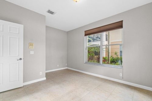 2897 Greenleaf Cir, Boynton Beach FL 33426-8662 exterior