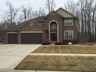 22277 Sandalwood Dr, Macomb Township MI  48044-3095 exterior