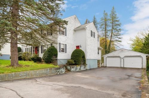 27 Ella Ave, Woonsocket, RI 02895-3514