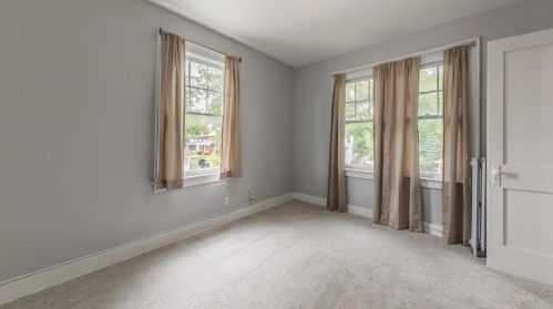 614 Frst St, East Lansing MI 48823-3220 exterior