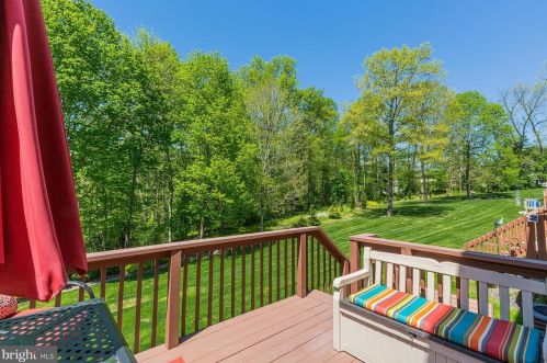 431 Rabbit Hl Ln, Lancaster PA 17603-7435 exterior