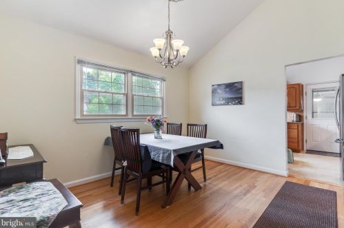 9208 Frst Hvn Dr, Alexandria VA 22309-3216 exterior