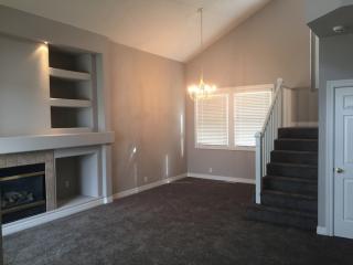 17155 Hickory Plz, Omaha NE  68130-1226 exterior