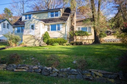 69 Shore Trl, Sparta NJ  07871-1714 exterior