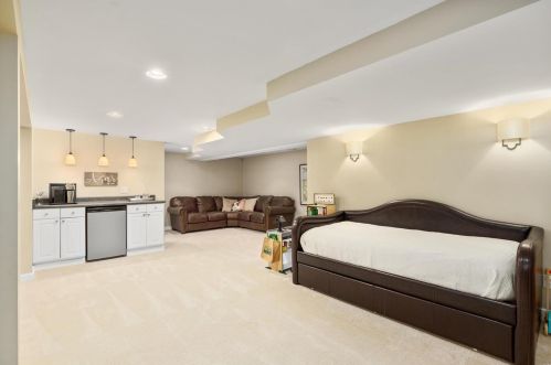 21 Winnetka Ln, Saint Louis MO 63122-3252 exterior