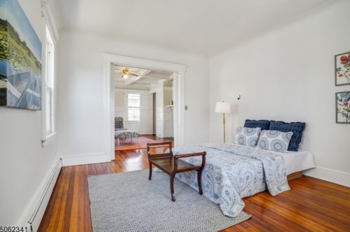 30 Cloverhill Pl, Montclair NJ 07042-4818 exterior