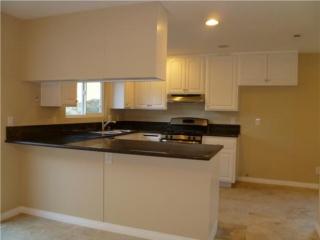 920 Rodeo Queen Dr, Fallbrook, CA 92028-3053