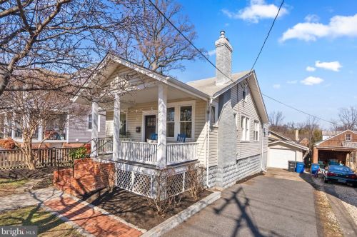 815 Philadelphia Ave, Silver Spring, MD 20910-4935